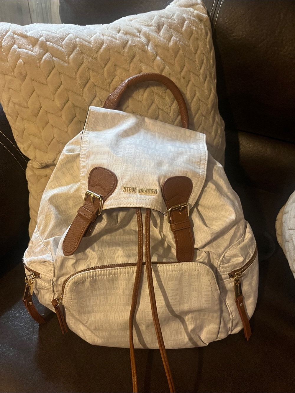 Steve Madden Solly White Canvas Backpack/Purse Brown Faux Vegan Leather Trim - Picture 4 of 8